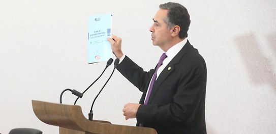 cuidados sanitários para as eleições de 2020