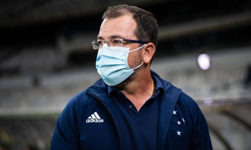 Fim da linha para Enderson Moreira no Cruzeiro