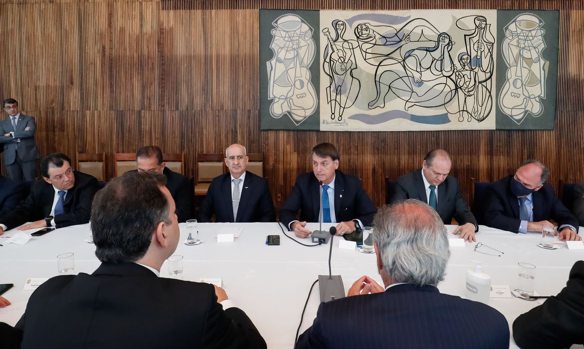 Anuncio renda cidadã