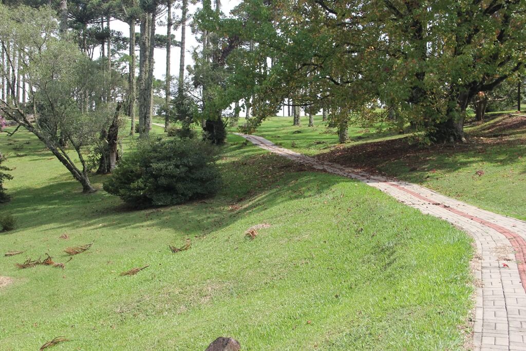 Interligação com o Caminho das Azaléias em Faxinal do Céu