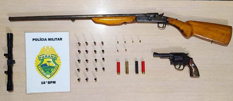 Armas apreendidas no interior