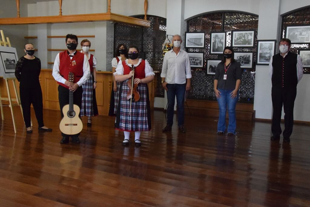 Solenidade da Mostra Fotográfica da Colônia Socorro