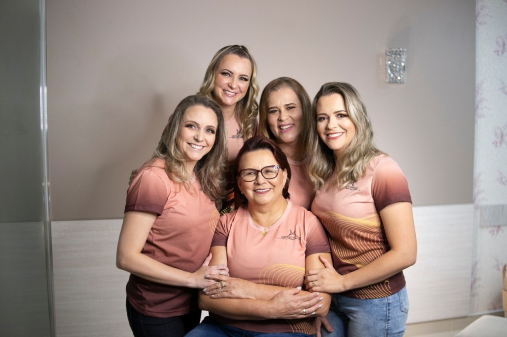 Maria de Lourdes e Filhas